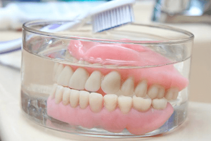 A set of dentures